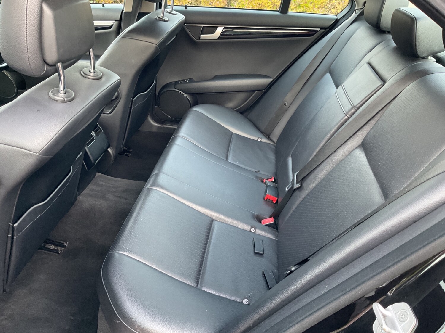 Used Mercedes-Benz C Class 2014 for sale - 77962872: Photo 5