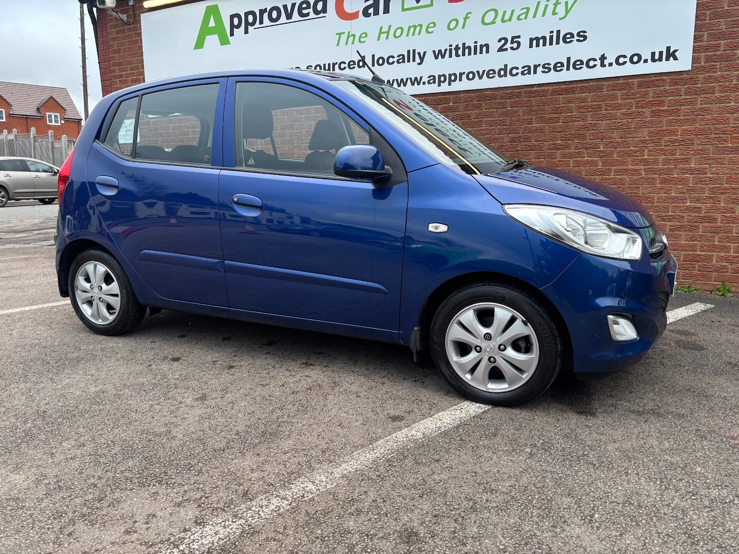 Used Hyundai i10 2012 for sale - 77501858: Photo 15