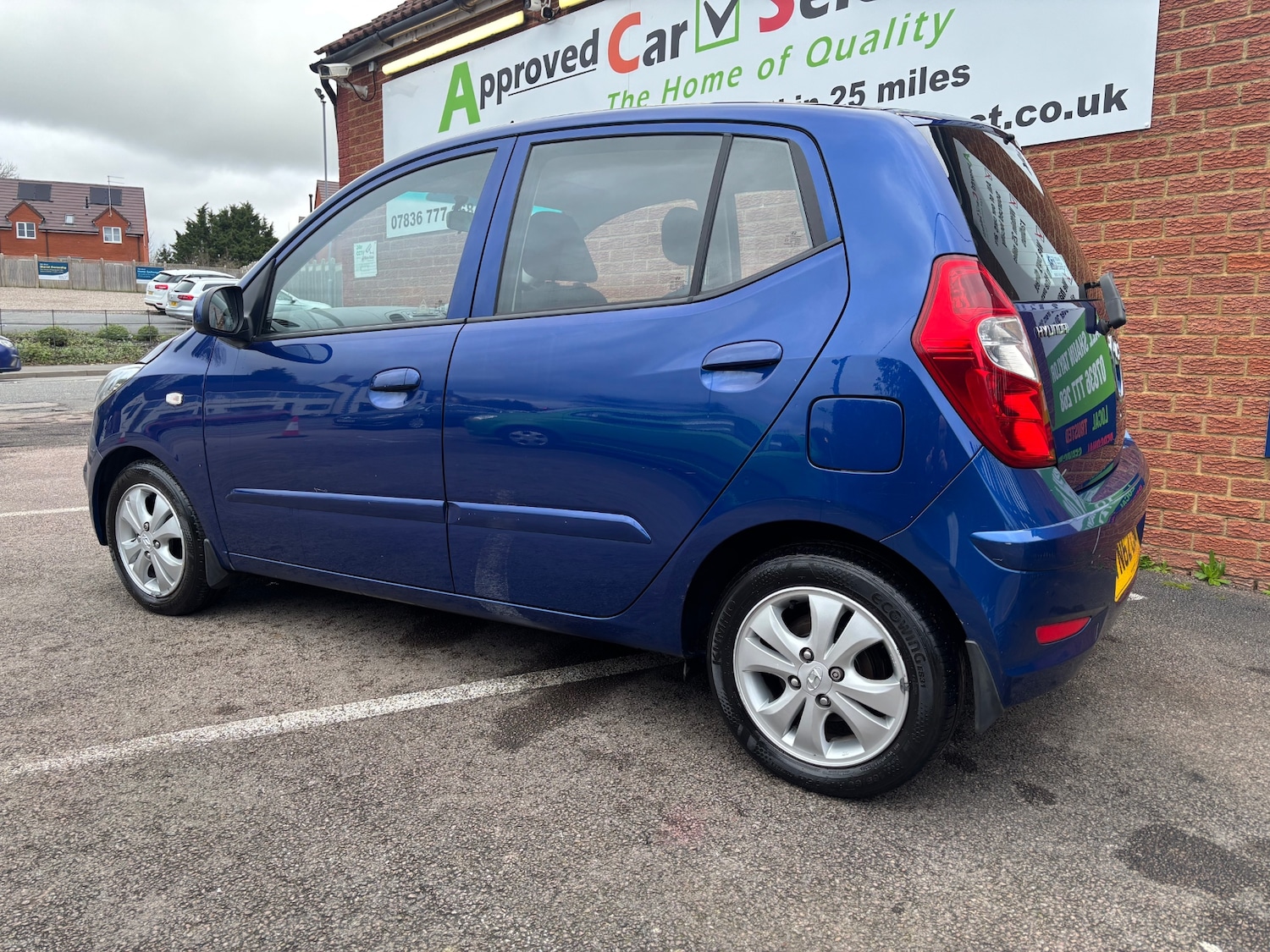 Used Hyundai i10 2012 for sale - 77501858: Photo 3