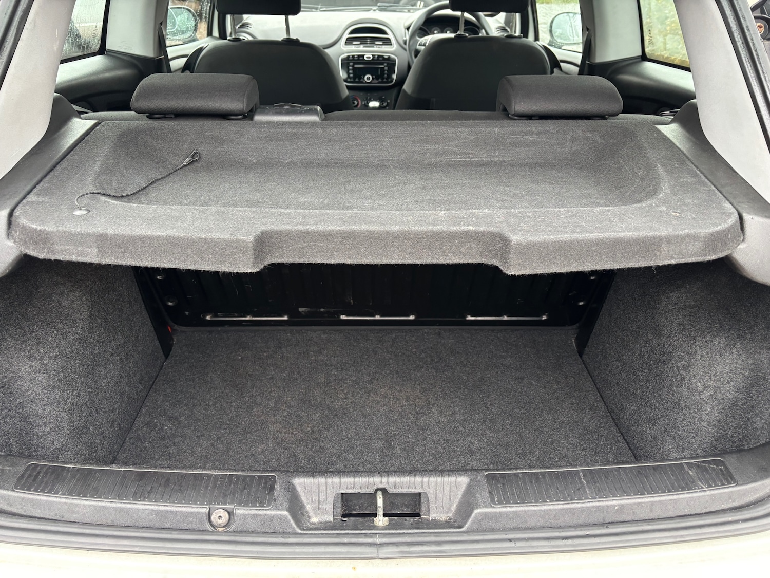 Used Fiat Punto 2015 for sale - 77113358: Photo 10