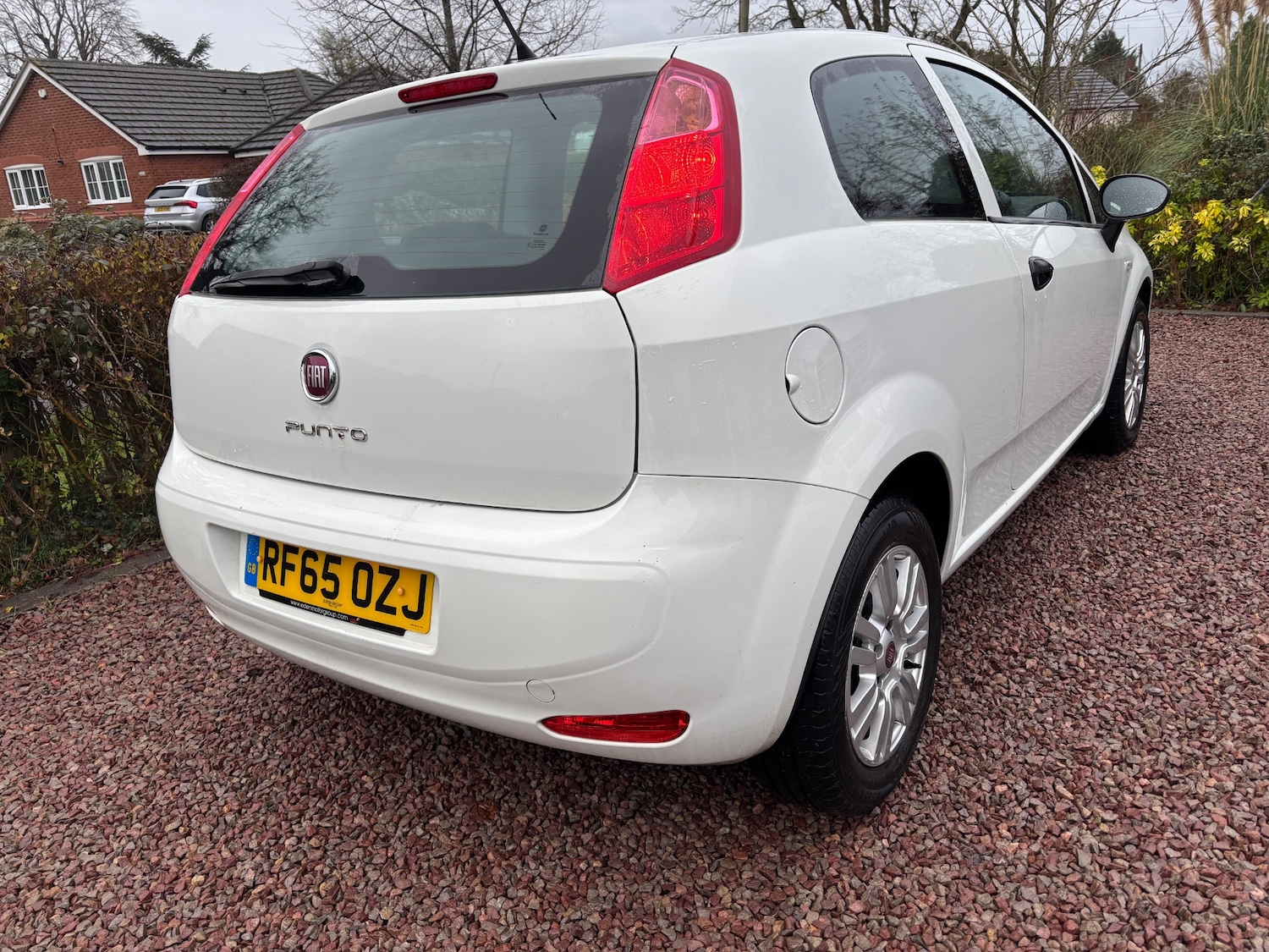 Used Fiat Punto 2015 for sale - 77113358: Photo 19