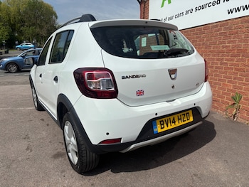 Used Dacia Sandero Stepway 2014 for sale - 78360716: Photo