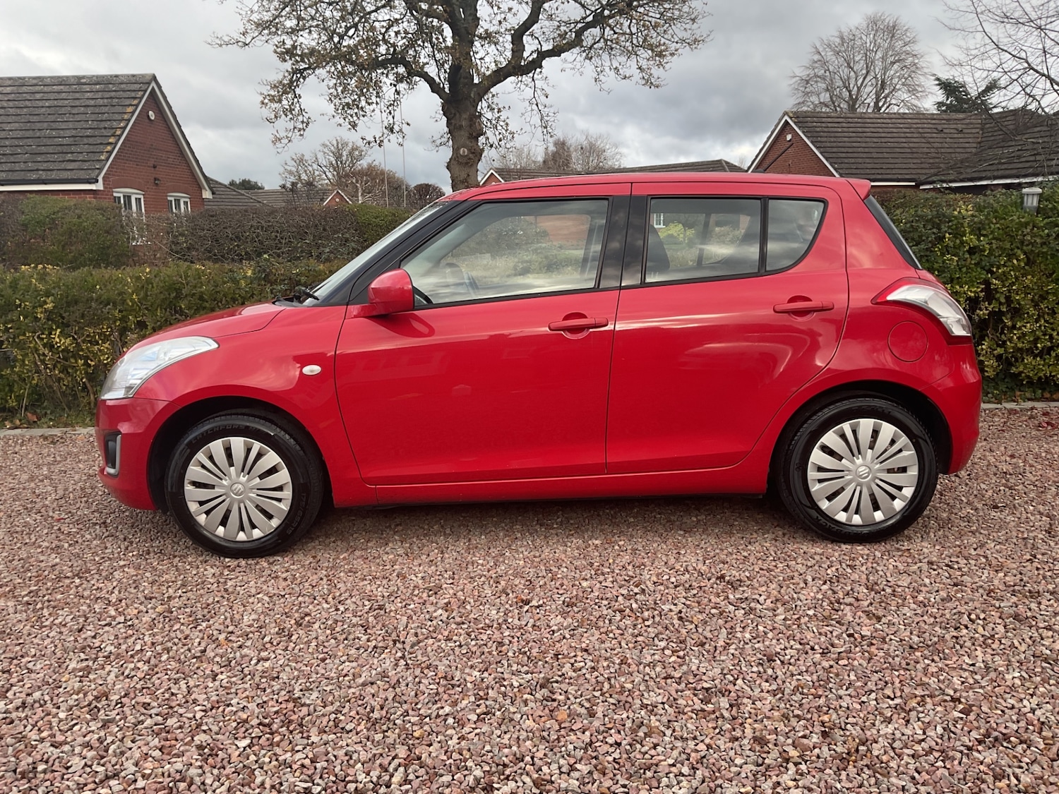 Used Suzuki Swift 2014 for sale - 76653711: Photo 6