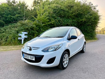 Used Mazda Mazda2 2013 for sale - 79140637: Photo