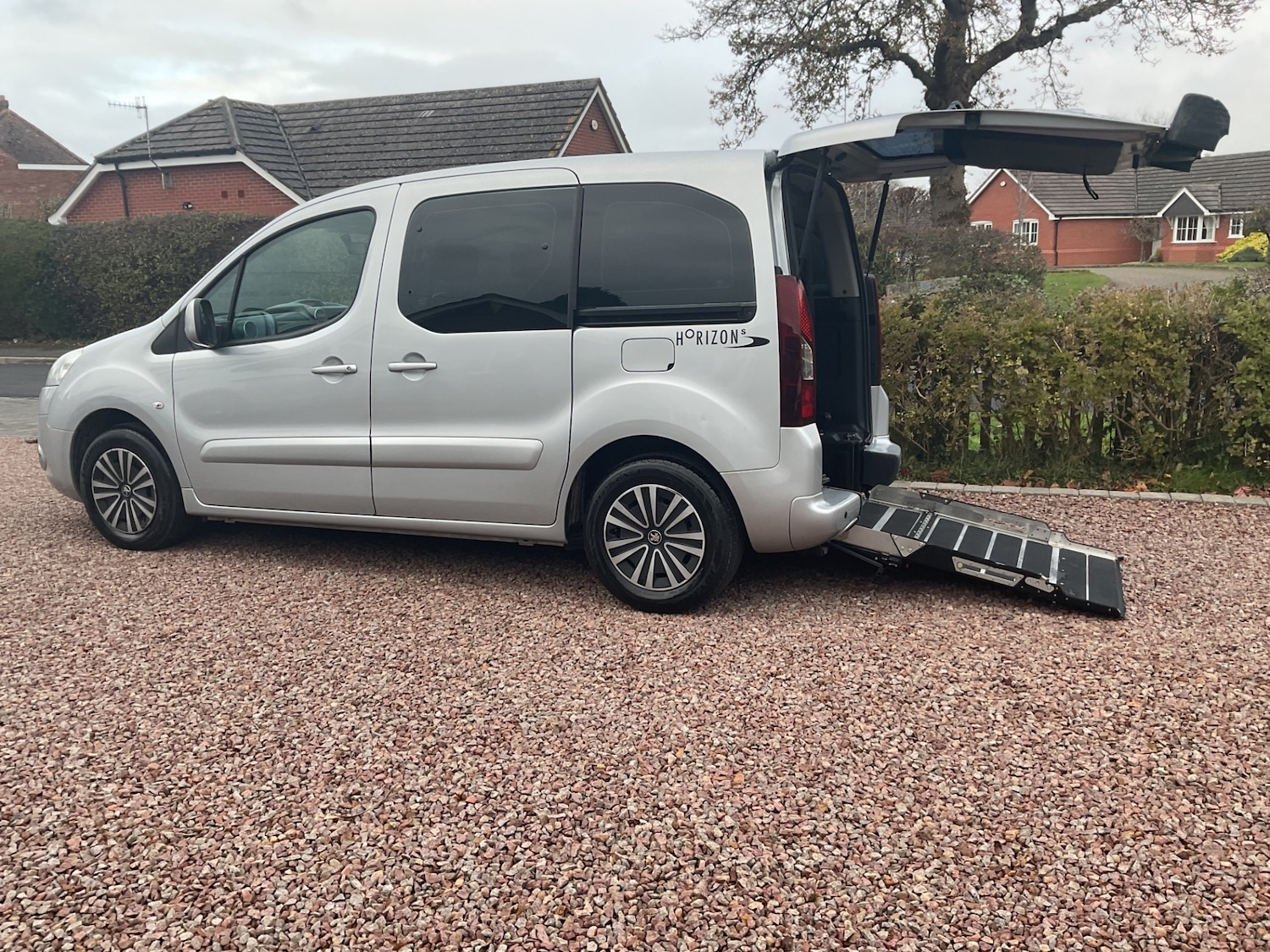 Used Peugeot Partner Tepee 2014 for sale - 76616632: Photo 1