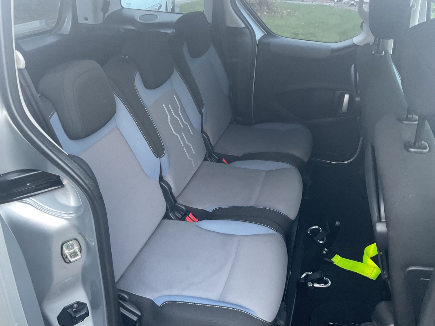 Used Peugeot Partner Tepee 2014 for sale - 76616632: Photo 14