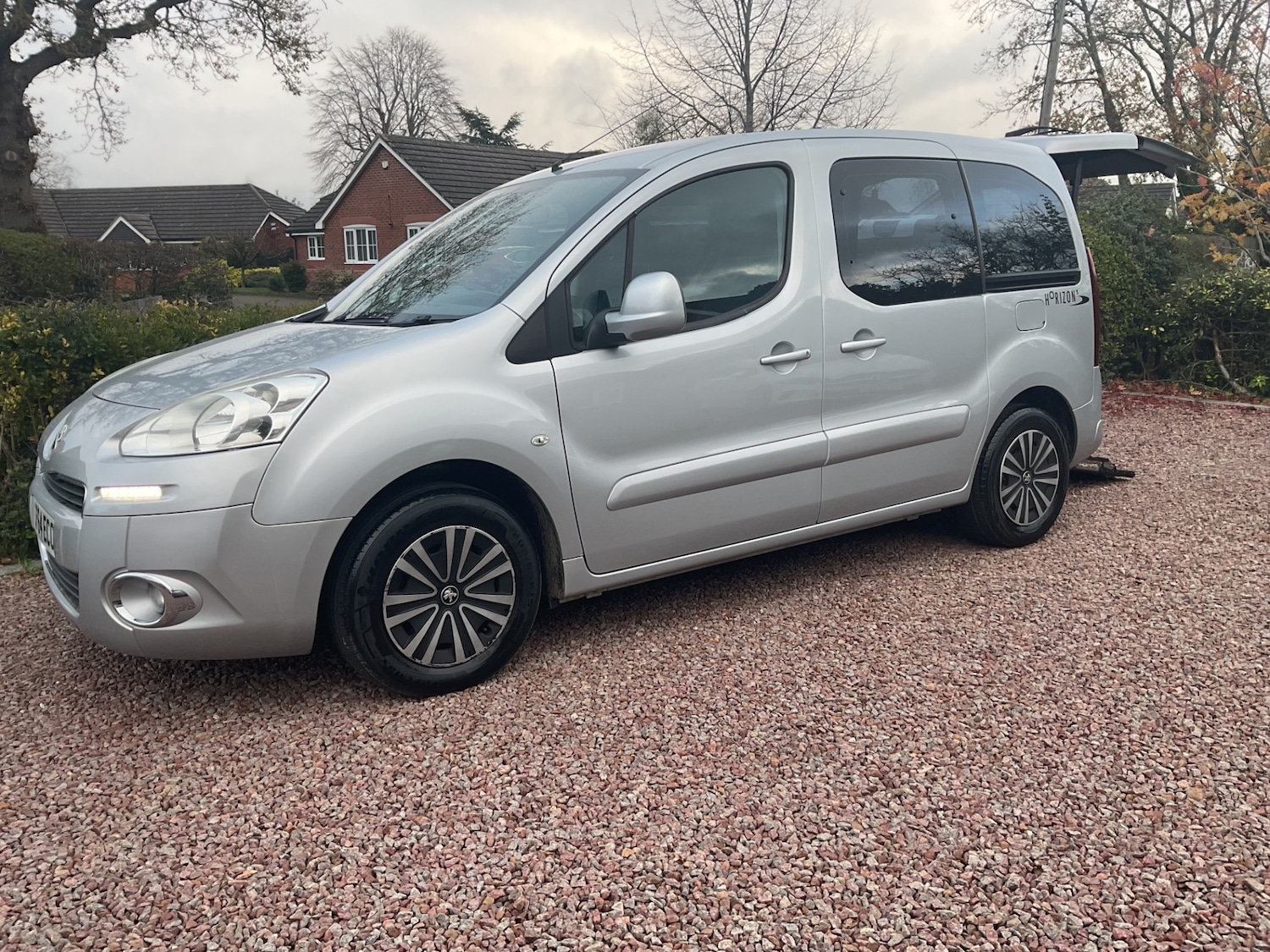 Used Peugeot Partner Tepee 2014 for sale - 76616632: Photo 6