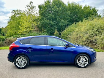 Used Ford Focus 2014 for sale - 76181634: Photo 2
