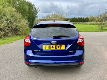 Used Ford Focus 2014 for sale - 76181634: Photo 4