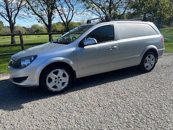 Used Vauxhall Astra Van 2012 for sale - 76028858: Photo