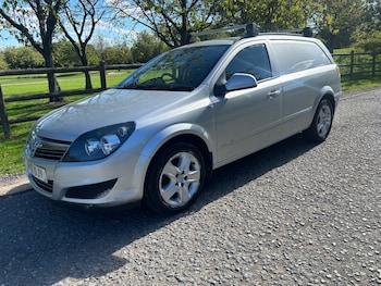 Used Vauxhall Astra Van 2012 for sale - 76028858: Photo