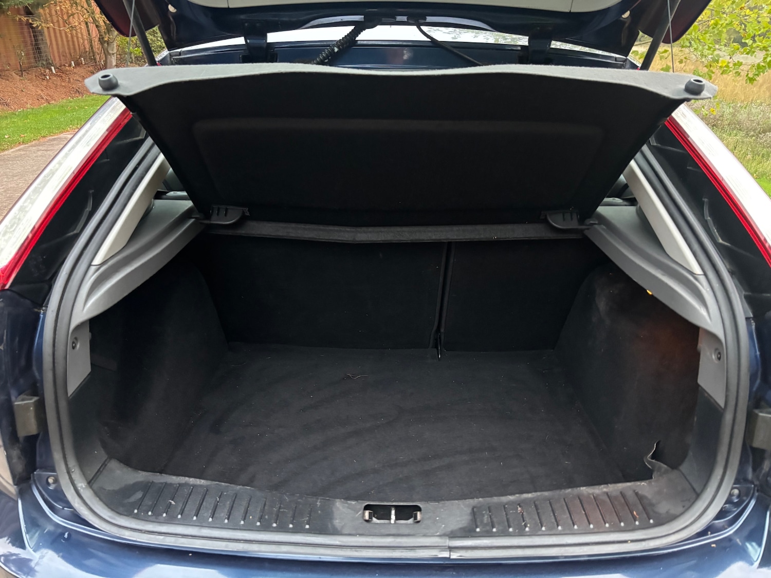 Used Ford Focus 2010 for sale - 76455574: Photo 11