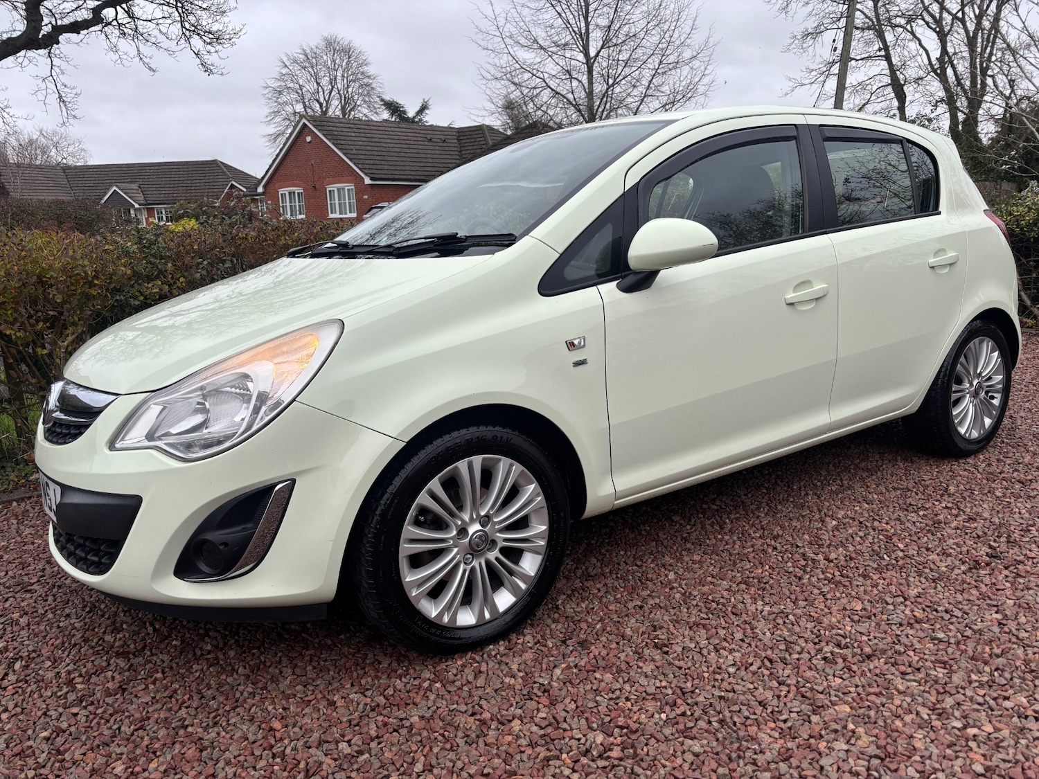 Used Vauxhall Corsa 2011 for sale - 77164681: Photo 1