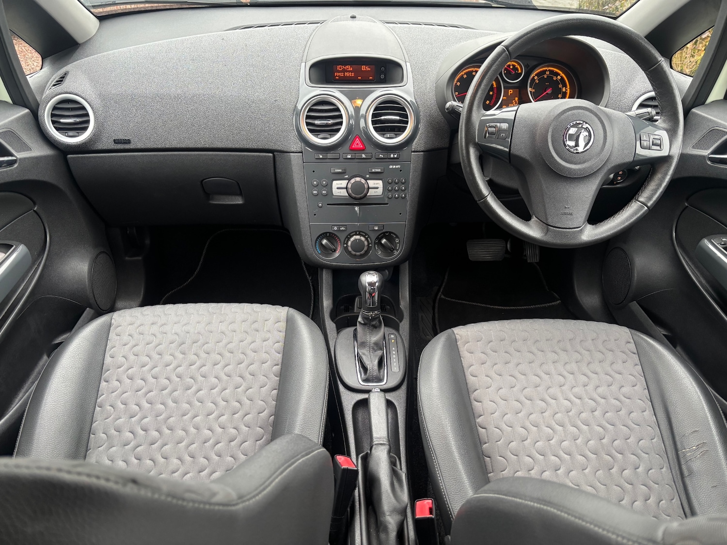 Used Vauxhall Corsa 2011 for sale - 77164681: Photo 14