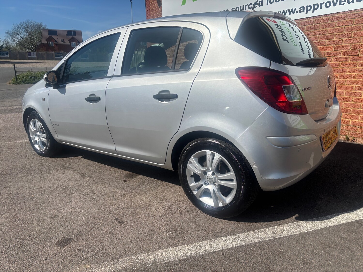 Used Vauxhall Corsa 2010 for sale - 78151026: Photo 6