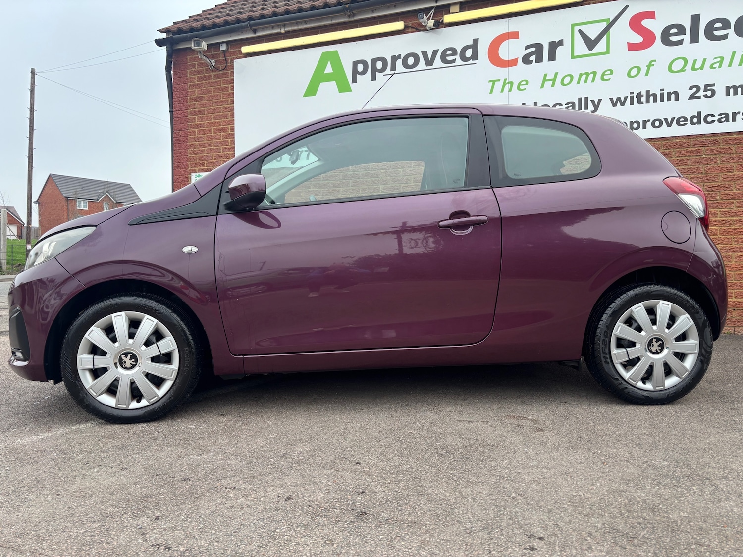 Used Peugeot 108 2015 for sale - 77801768: Photo 3