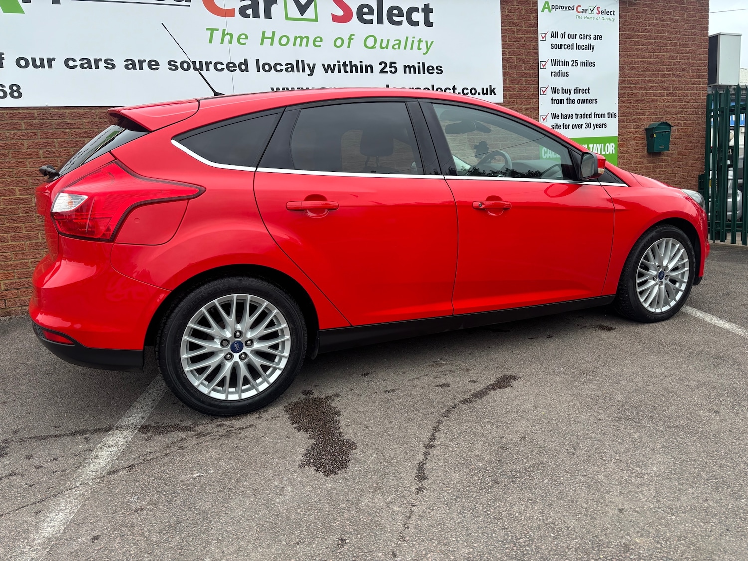Used Ford Focus 2014 for sale - 77776391: Photo 16
