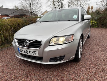 Used Volvo V50 2010 for sale - 77137374: Photo
