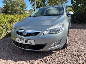 Used Vauxhall Astra 2011 for sale - 76036719: Photo