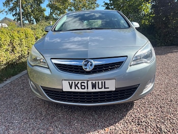 Used Vauxhall Astra 2011 for sale - 76036719: Photo