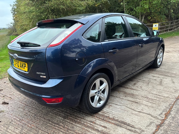 Used Ford Focus 2010 for sale - 76271615: Photo 19