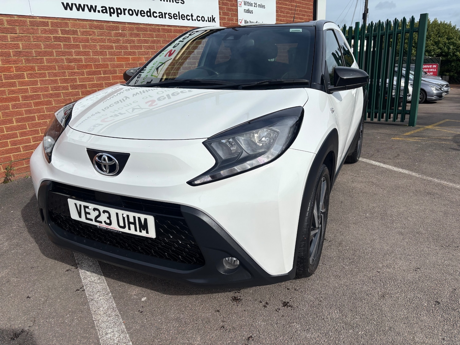 Used Toyota Aygo X 2023 for sale - 77873638: Photo 3