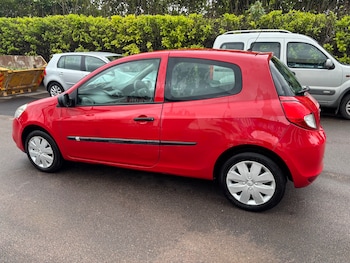 Used Renault Clio 2010 for sale - 78555029: Photo