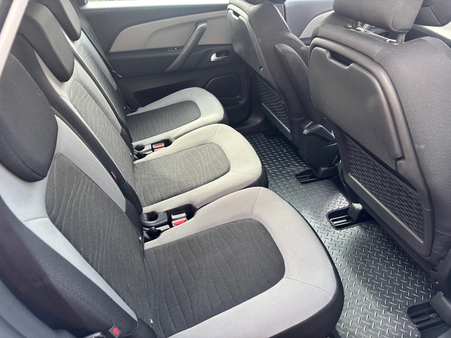 Used Citroen C4 Picasso 2015 for sale - 77984534: Photo 10