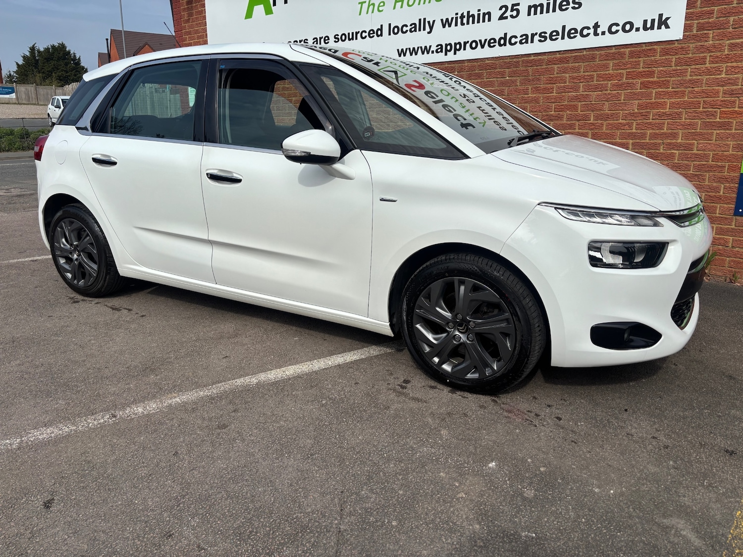 Used Citroen C4 Picasso 2015 for sale - 77984534: Photo 17