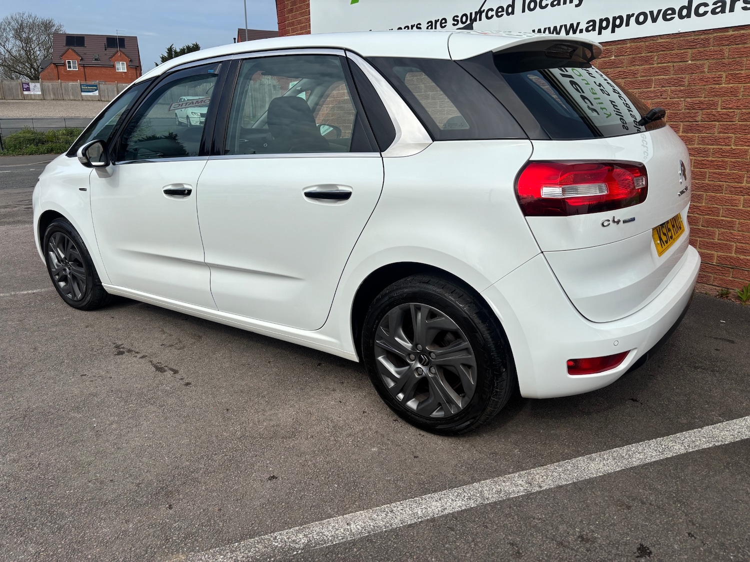 Used Citroen C4 Picasso 2015 for sale - 77984534: Photo 5