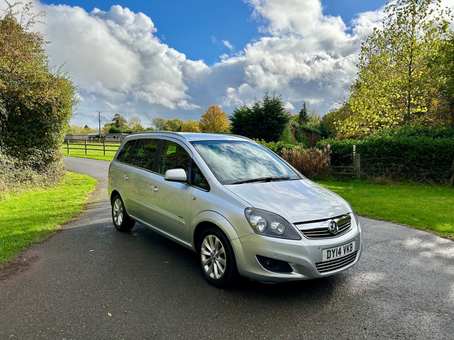 Used Vauxhall Zafira 2014 for sale - 76379911: Photo 1