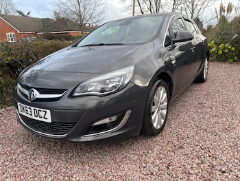 Used Vauxhall Astra 2013 for sale - 77461442: Photo