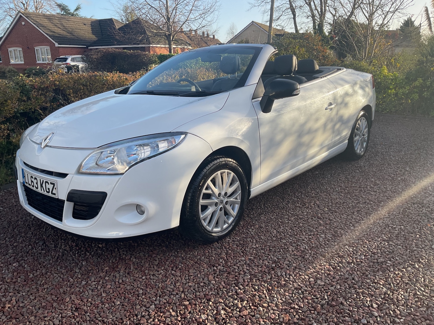 Used Renault Megane 2013 for sale - 76891805: Photo 2