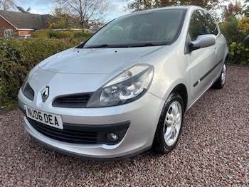Used Renault Clio 2006 for sale - 76455094: Photo