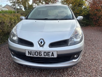 Used Renault Clio 2006 for sale - 76455094: Photo