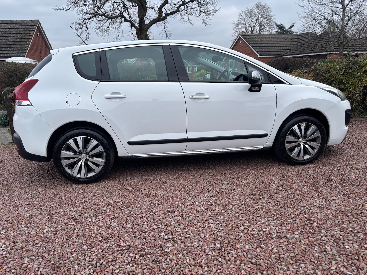 Used Peugeot 3008 2017 for sale - 77024346: Photo 14