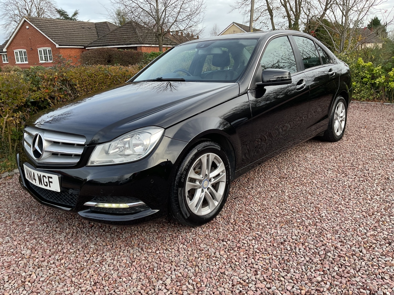 Used Mercedes-Benz C Class 2014 for sale - 77715029: Photo 2