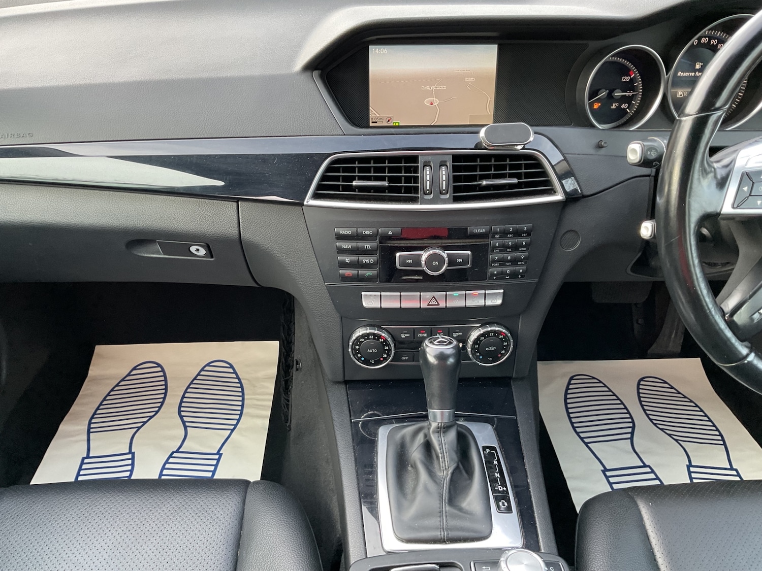 Used Mercedes-Benz C Class 2014 for sale - 77715029: Photo 23