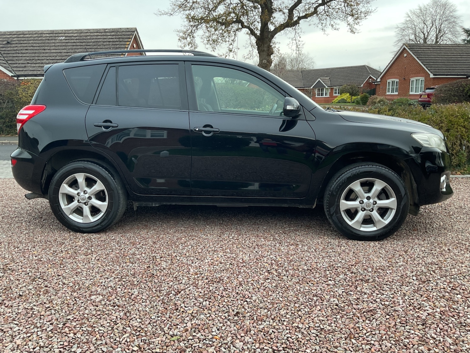 Used Toyota RAV4 2011 for sale - 76653730: Photo 18