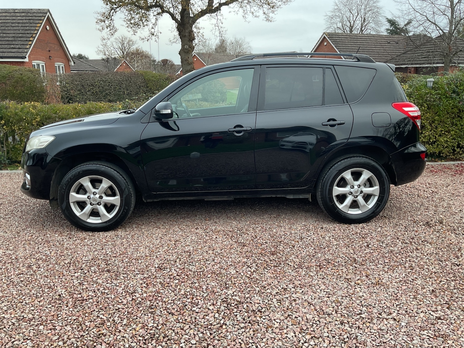 Used Toyota RAV4 2011 for sale - 76653730: Photo 6