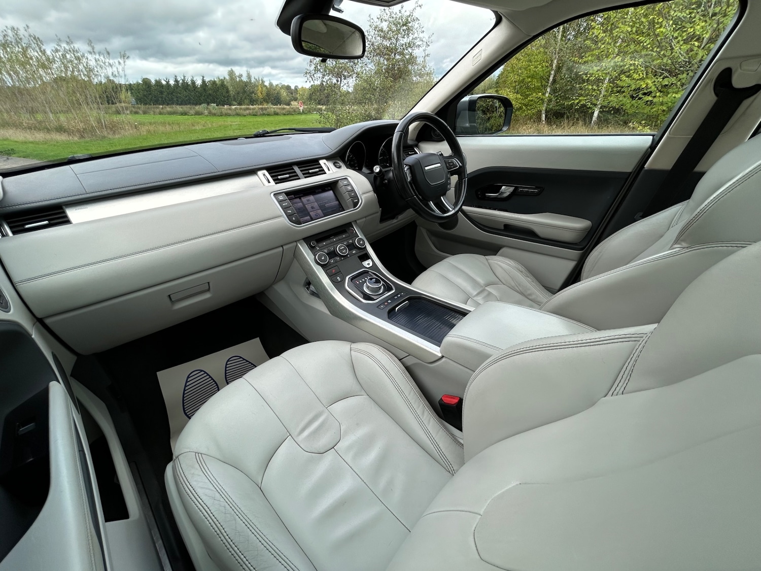 Used Land Rover Range Rover Evoque 2013 for sale - 76380292: Photo 12