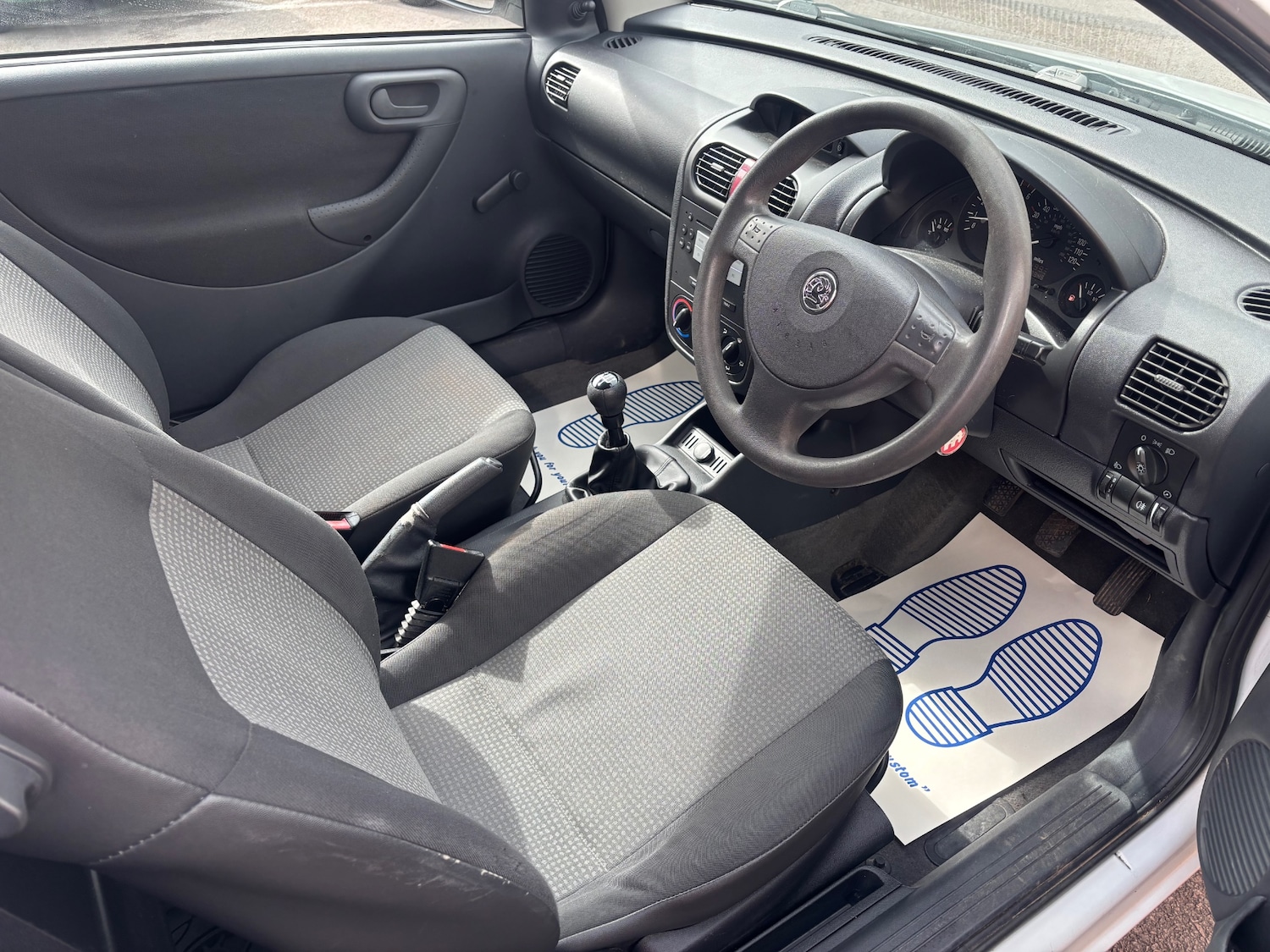 Used Vauxhall Corsa 2006 for sale - 77918792: Photo 4