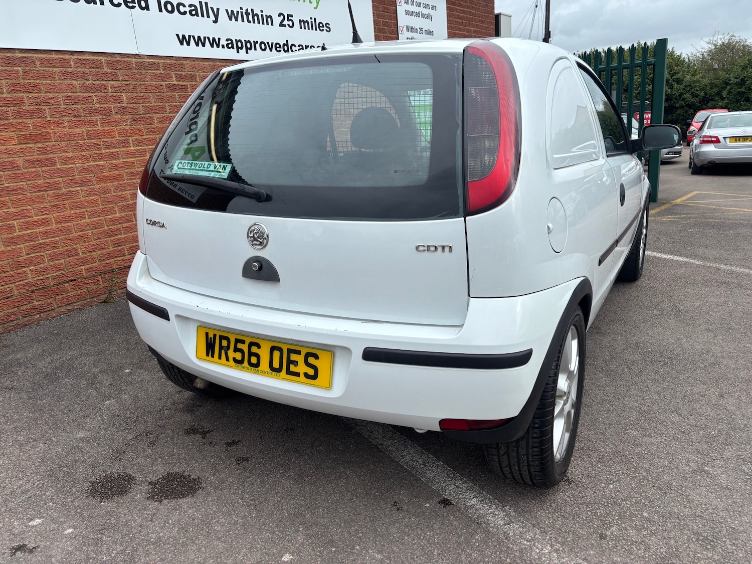 Used Vauxhall Corsa 2006 for sale - 77918792: Photo 8