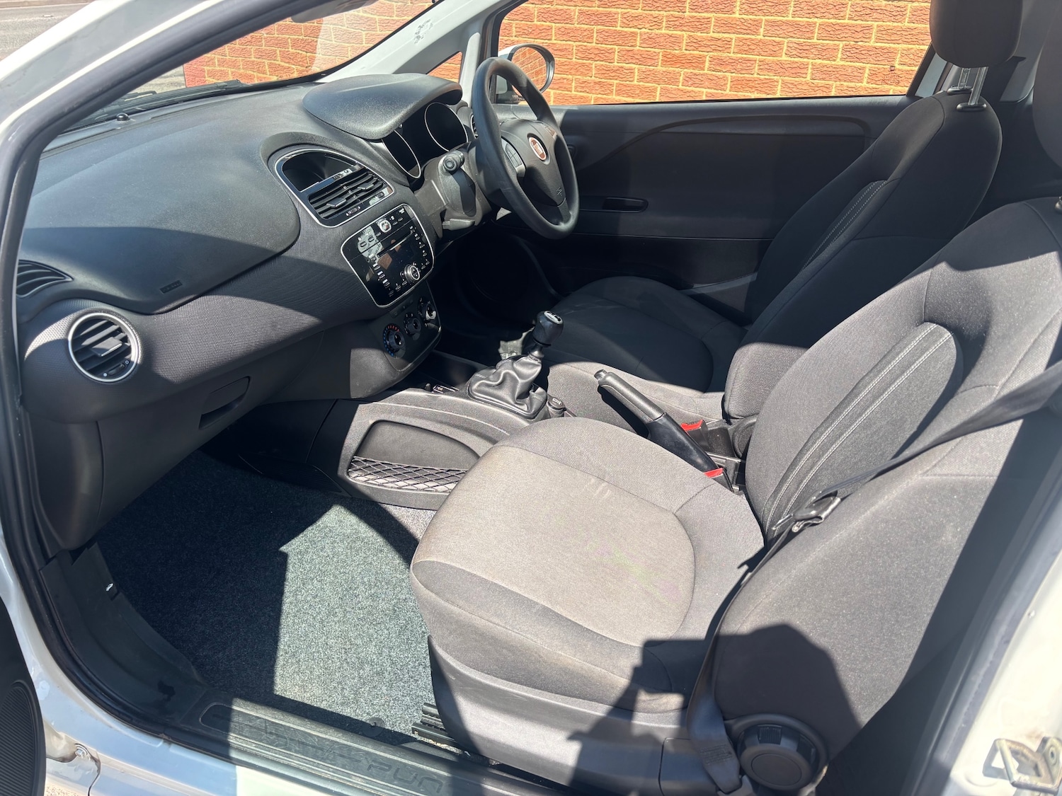 Used Fiat Punto 2015 for sale - 78150585: Photo 8