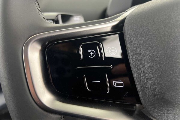 Used Volvo EX30 2025 for sale - 76254945: Photo 11