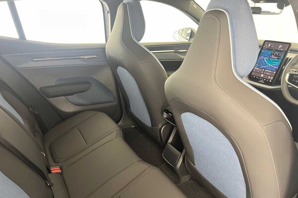 Used Volvo EX30 2025 for sale - 76254945: Photo 24
