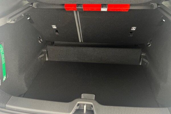 Used Volvo EX30 2025 for sale - 76254945: Photo 8