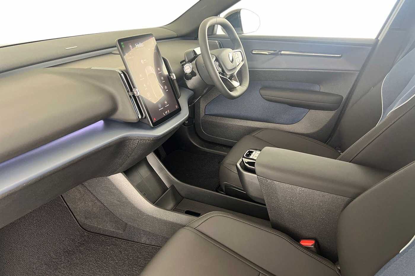 Used Volvo EX30 2025 for sale - 76254989: Photo 2