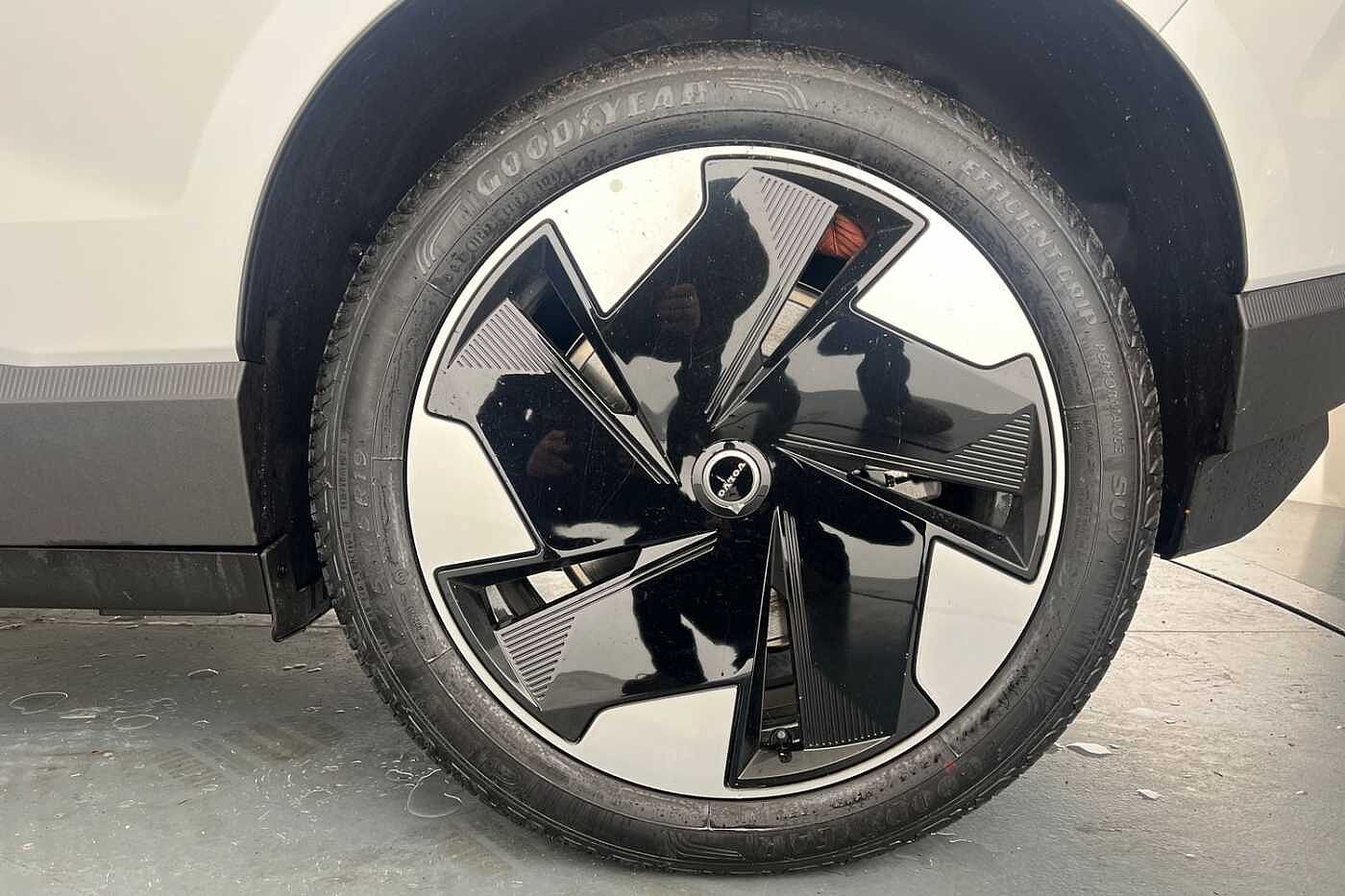 Used Volvo EX30 2025 for sale - 76254989: Photo 24