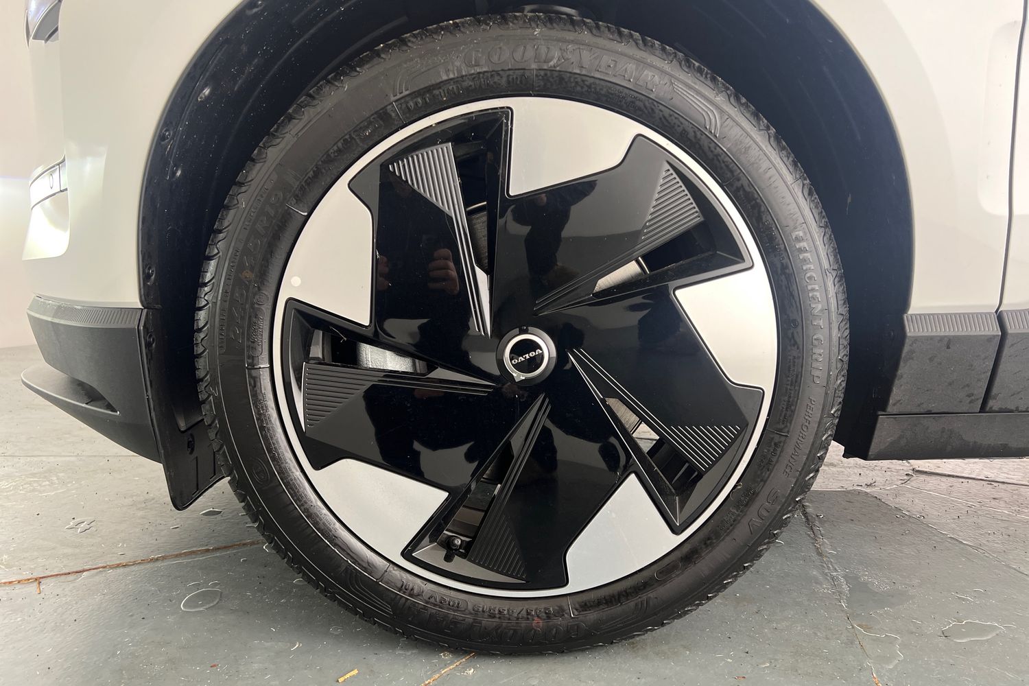 Used Volvo EX30 2025 for sale - 76254989: Photo 25